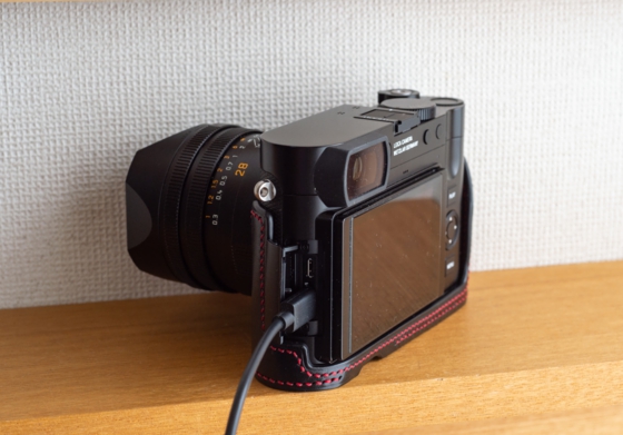ライカ純正 本革 速写ケース（Leica M8/M9用）
